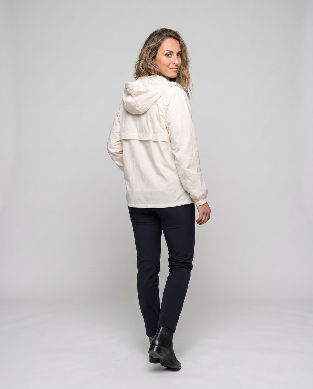 Product 15857698734410 - back_view