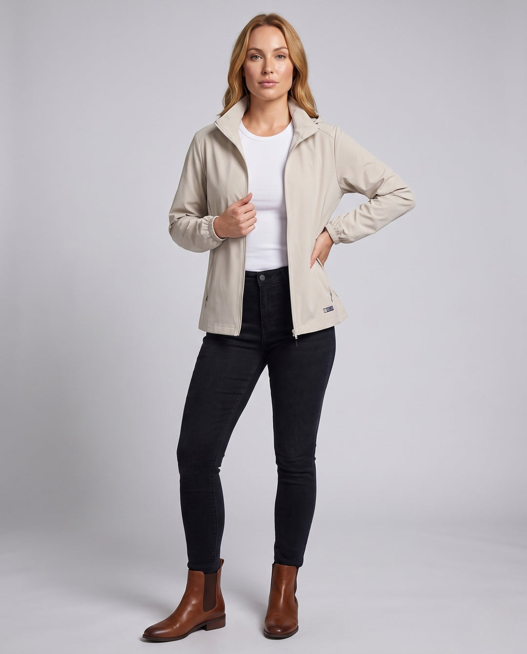 Product 15857699815754 - full_body_front