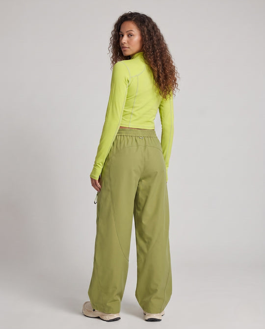 Product 15861484847434 - back_view