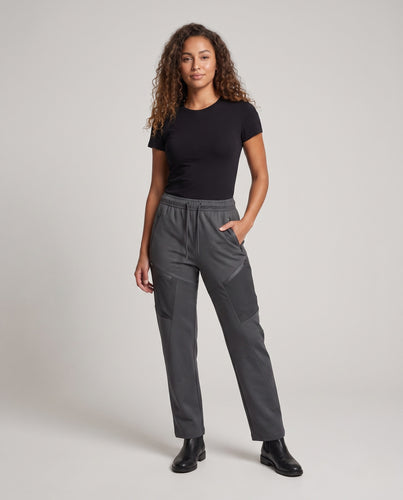 Damen Funktionsfreizeithose mit praktischen Reißverschlusstaschen EB