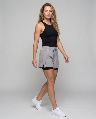 Damen Sportliche Kurze Trainingshose mit atmungsaktivem Mesh-Einsatz R&B