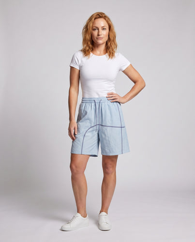 Damen Sportliche Shorts mit atmungsaktiven Einsätzen R&B