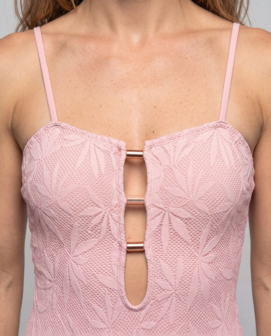 Product 15873812431178 - close_up_detail