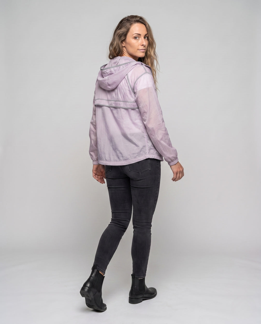 Product 15874244116810 - back_view