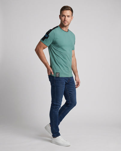 Herren Sportliches T-Shirt mit atmungsaktiven Einsätzen R&B