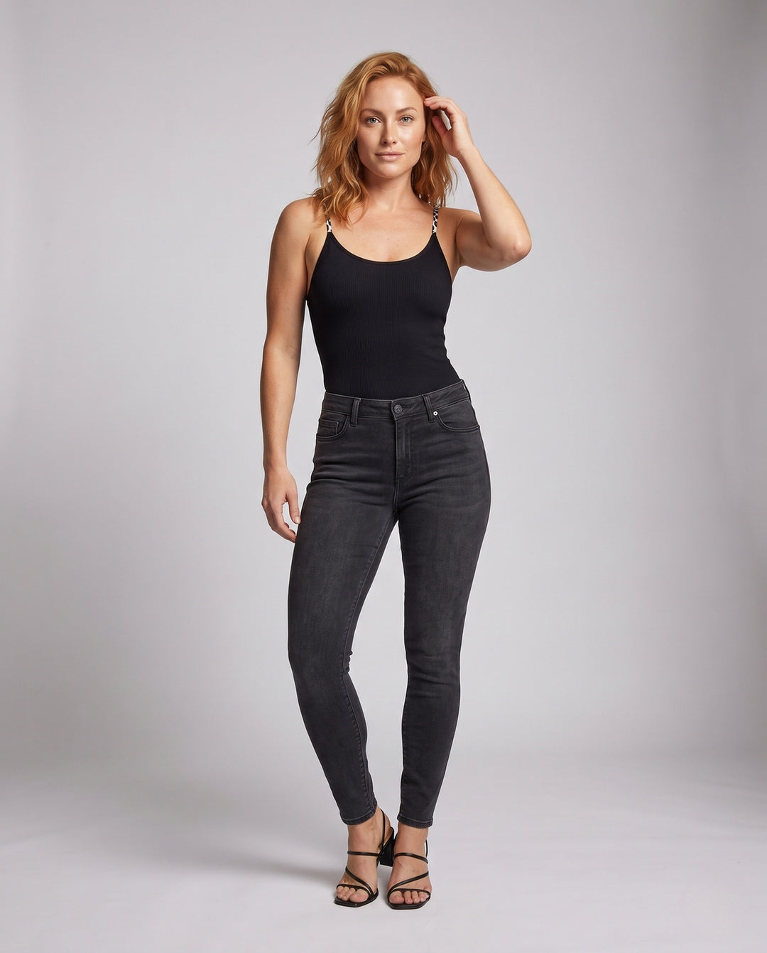 Product 15879057703242 - full_body_front