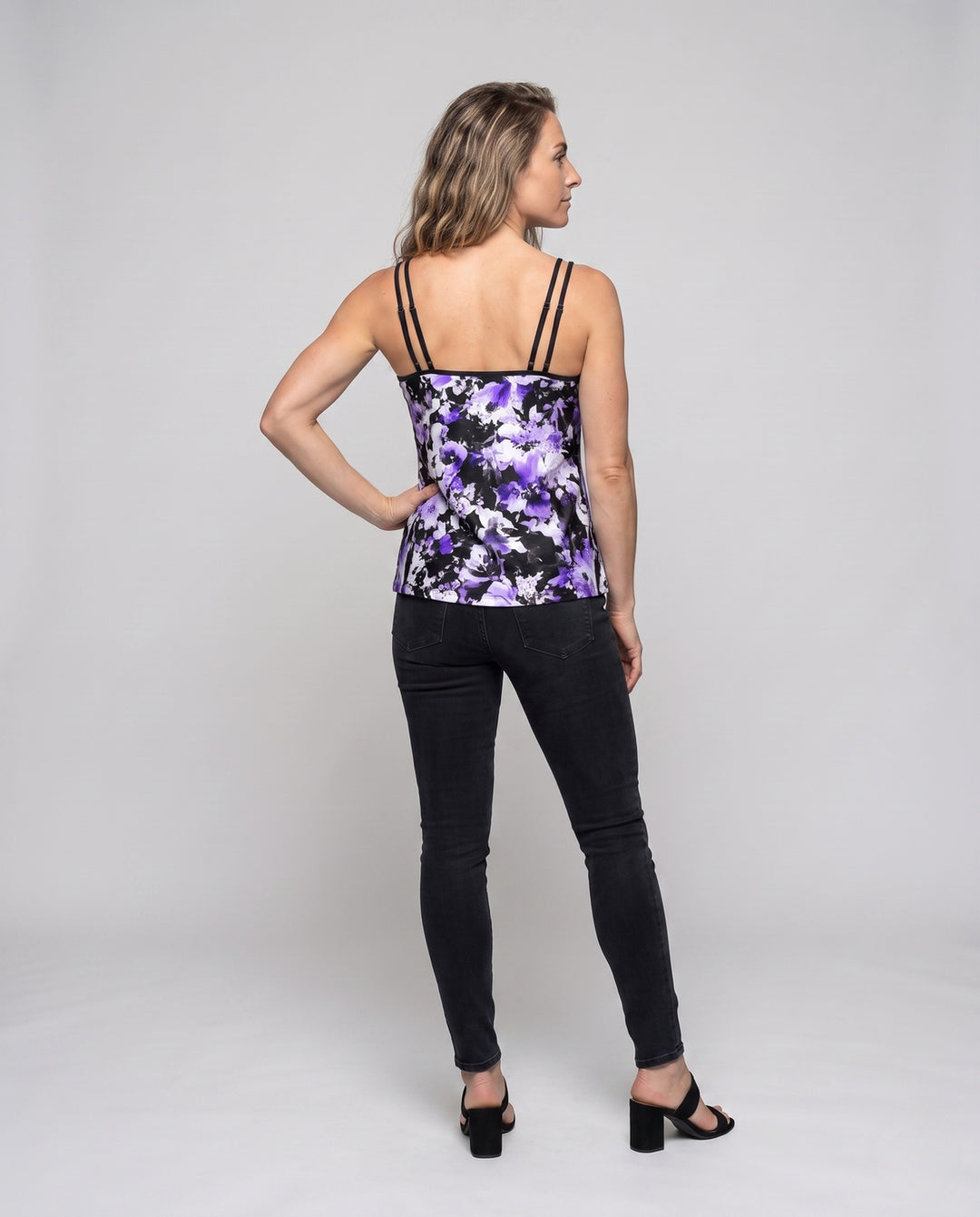 Product 15879081656650 - back_view