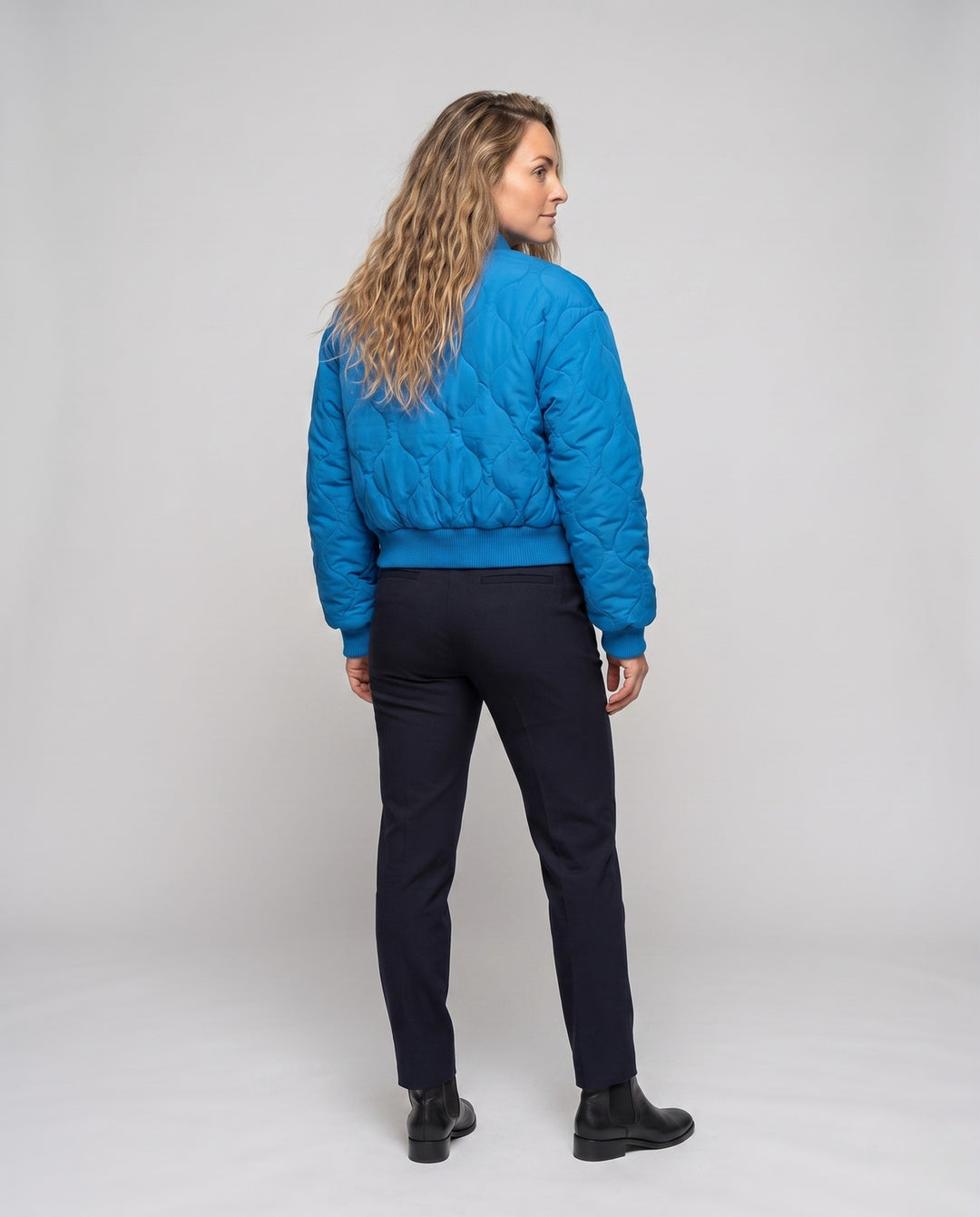 Product 15966025843018 - back_view