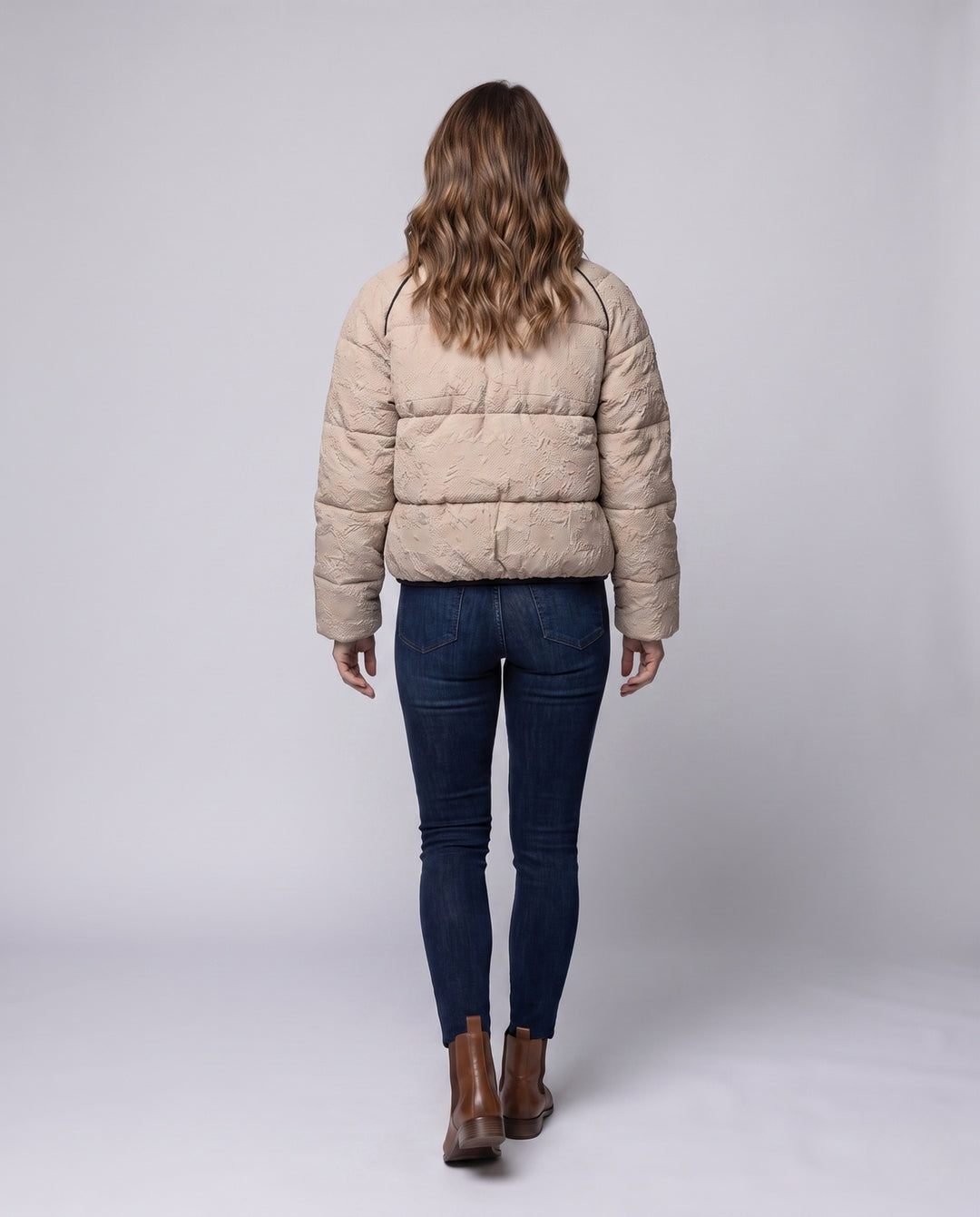 Product 15966034461002 - back_view