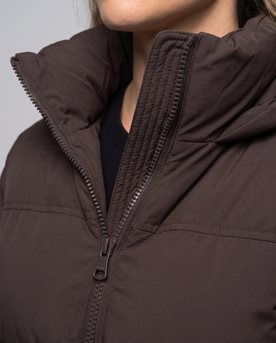 Product 15966035476810 - close_up_detail