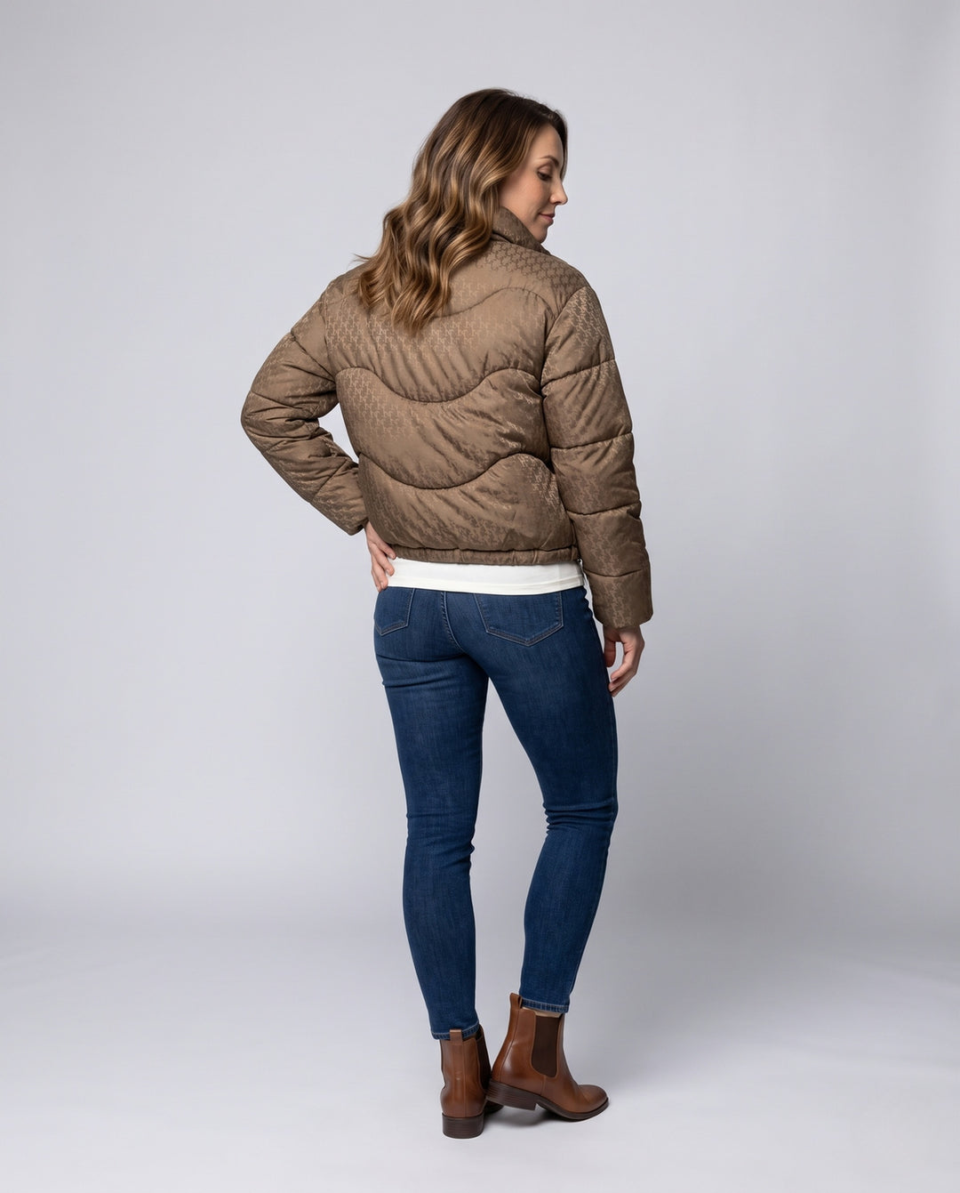 Product 15966037672266 - back_view