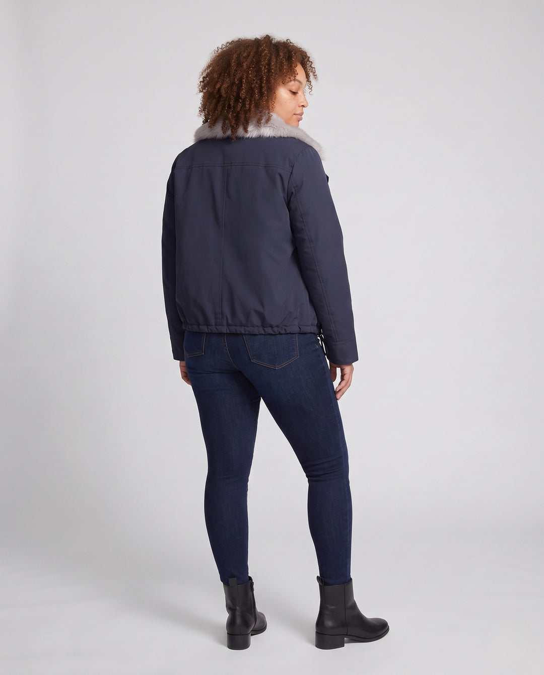 Product 15966041899338 - back_view