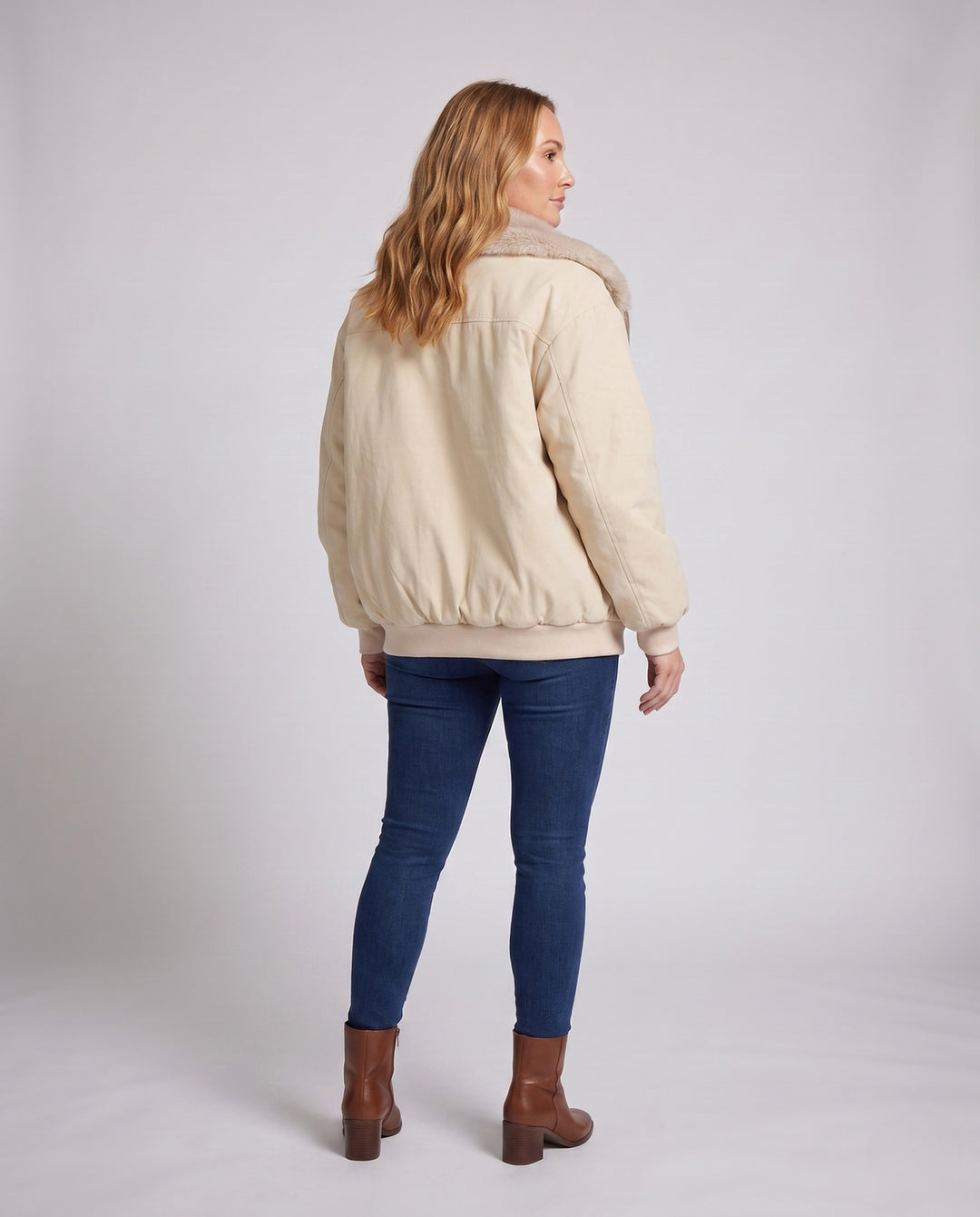 Product 15966073815370 - back_view