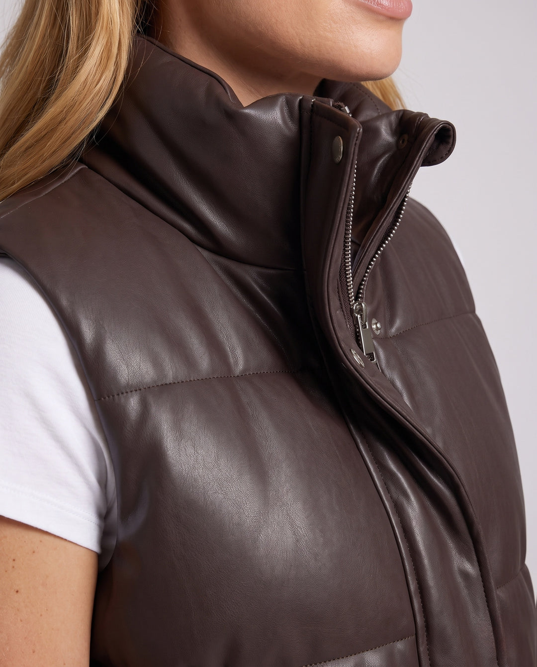 Product 15966074339658 - close_up_detail