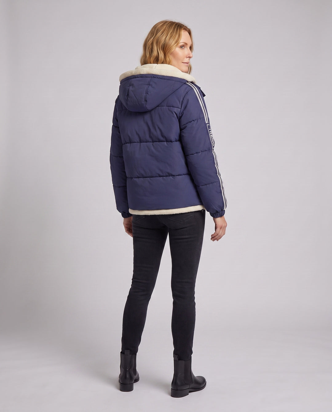 Product 15966074995018 - back_view