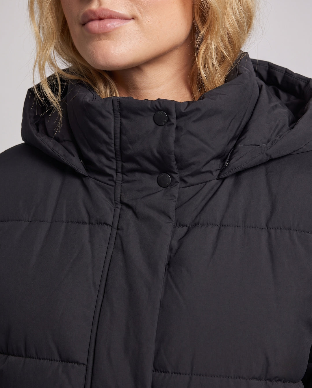 Product 15966078009674 - close_up_detail