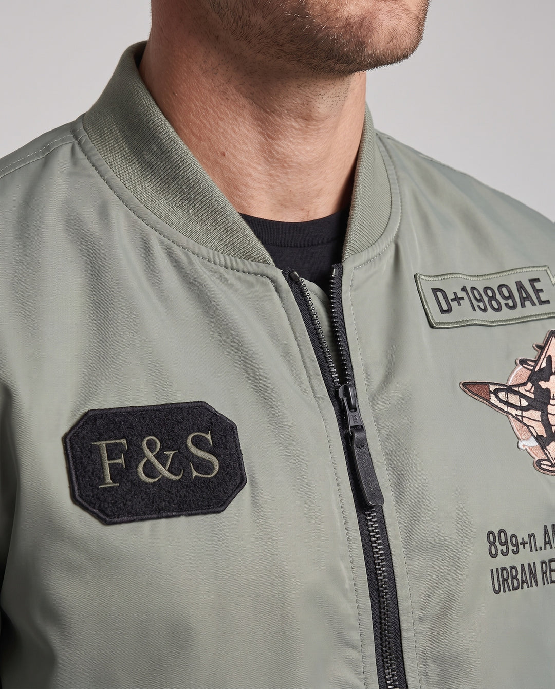 Product 15977114534218 - close_up_detail