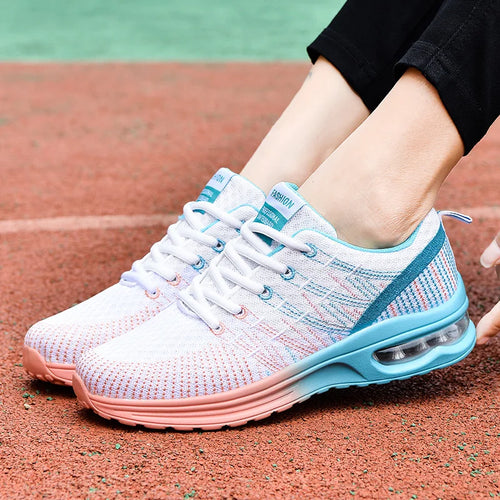 Pastellfarbene DamenSneakers EB