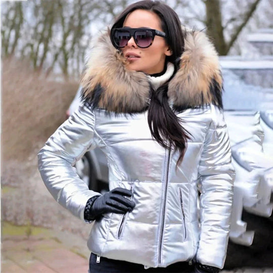 EB | Winterjacke mit Kapuze aus Fell
