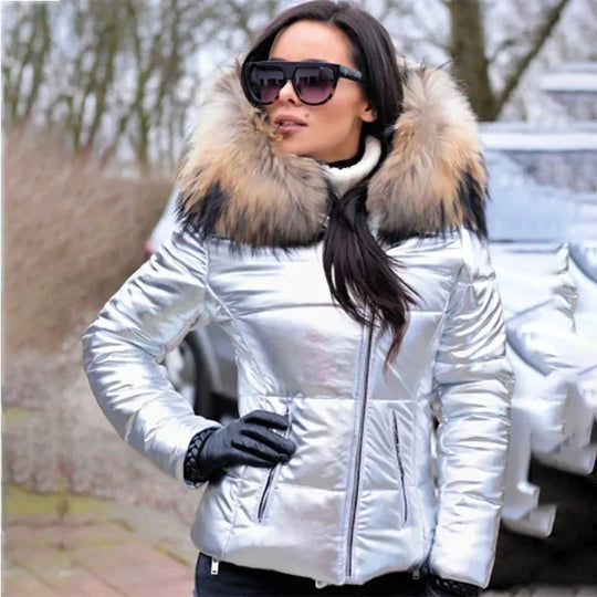 EB | Winterjacke mit Kapuze aus Pelz