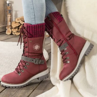EB | Knöchelhohe Strickstiefel mit Schnürsenkeln, Reißverschluss und Riemen