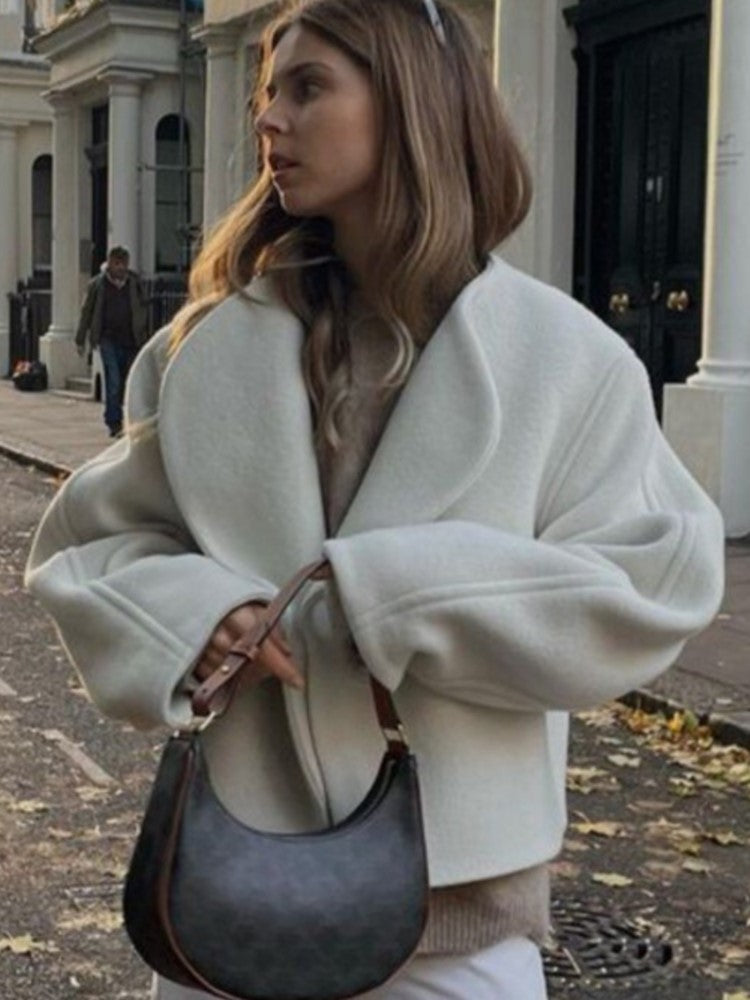 EB | Lässiger Strickmantel