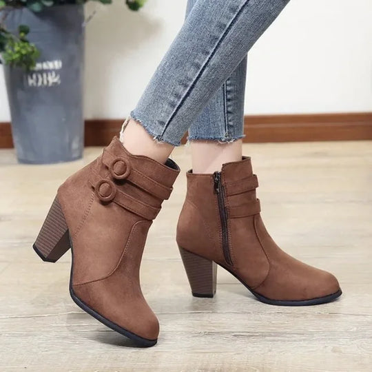 EB | Retro-Gürtel-Schnalle Block-Absatz-Stiefel