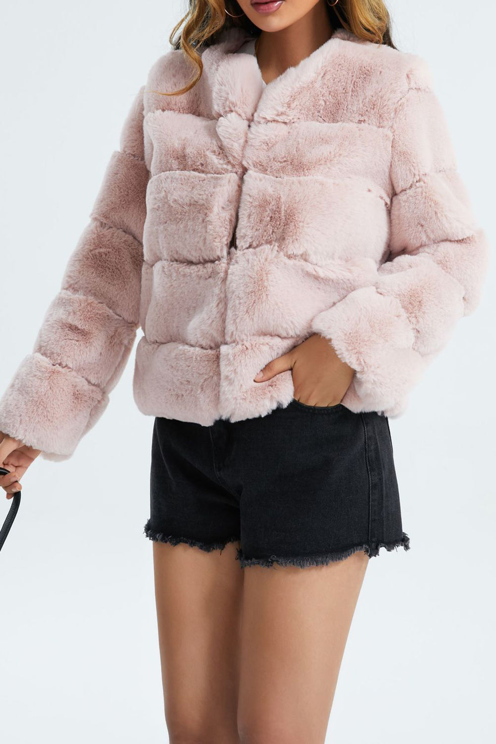 EB | Damen Kurze Kunstpelzjacke mit Revers und Weichem Stoff