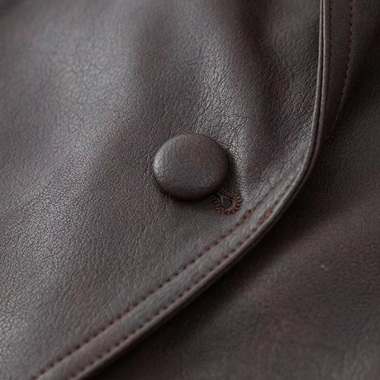 EB | Lederjacke - Wickeldesign - Gurtel Taille - Strukturierte Schultern - Schnürdetails