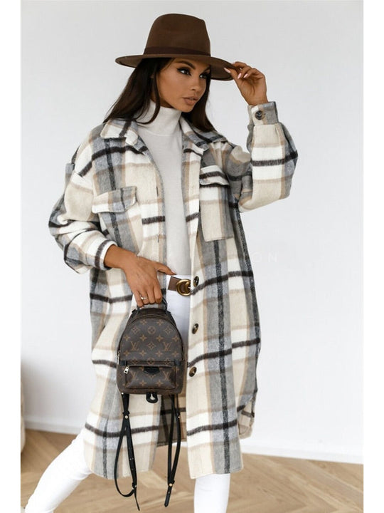 EB | Gepunktete Jacke