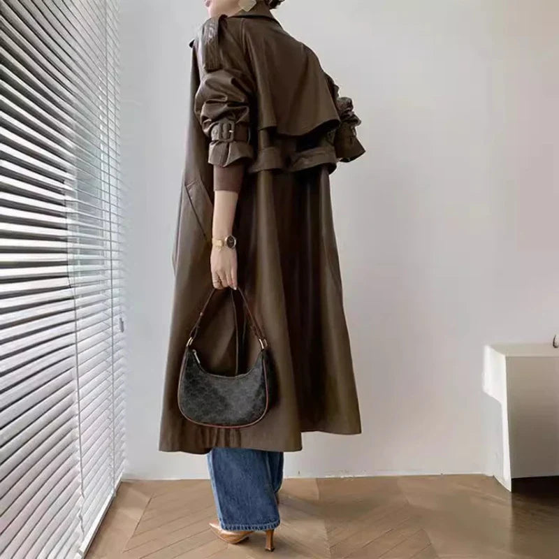 EB | Langer Trenchcoat für Frauen Lederlook Stilvoll und Modern