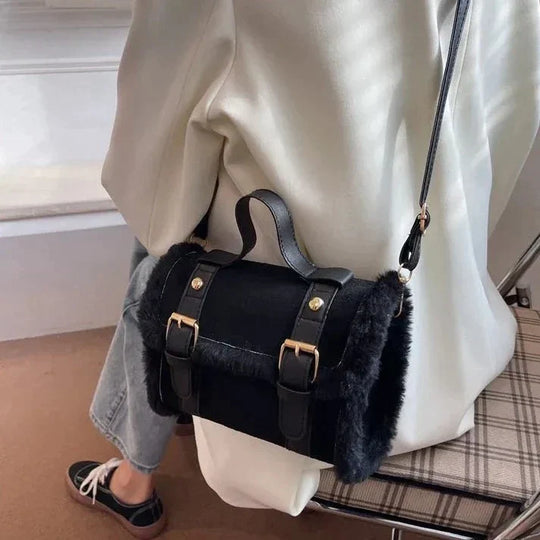 EB | Wintertaschen für Stilvolle Begleitung