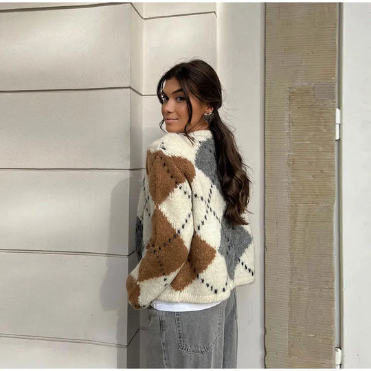 EB | Strickjacke Vielseitig & Stilvoll
