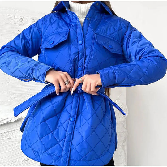 EB | Klassische gesteppte Jacke mit Druckknöpfen