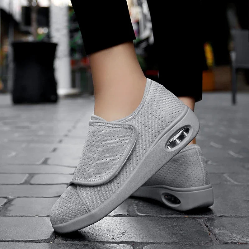 Bequeme orthopädische Damenschuhe EB