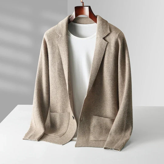 EB | Strickjacke für Herren – warm & stilvoll
