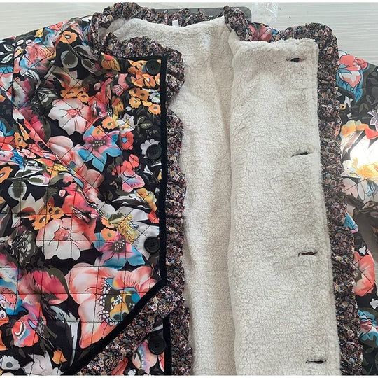 EB | Floral Gequilteter Mantel