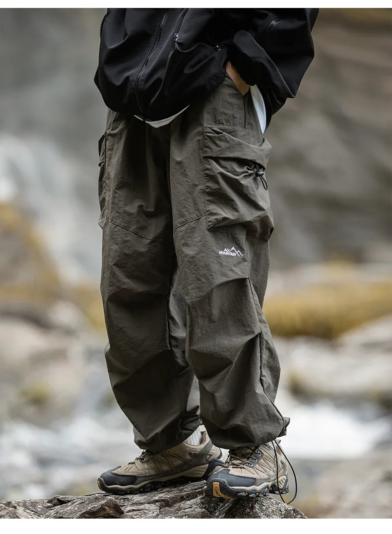 EB Herren Cargohose mit seitlichen Taschen und weiter Passform