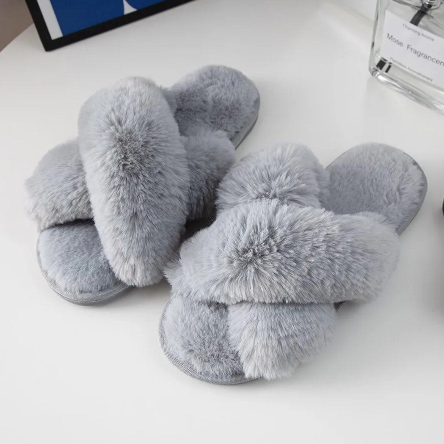 Megan Crossband Hausschuhe | Warm & Stilvoll EB