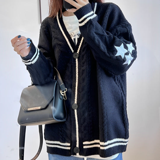 EB | Warmer Karamell Damenstrickjacke Mit Stilvoller Stickerei