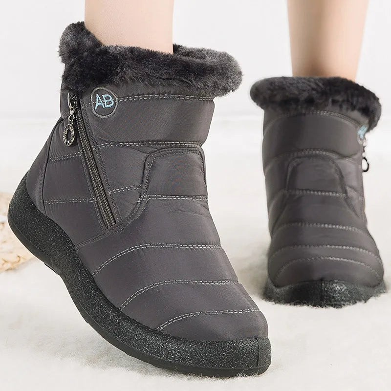 EB | Schneestiefel – Knöchelhöhe – Wasserabweisend – Plüschfell-Futter – Seitlicher Reißverschluss