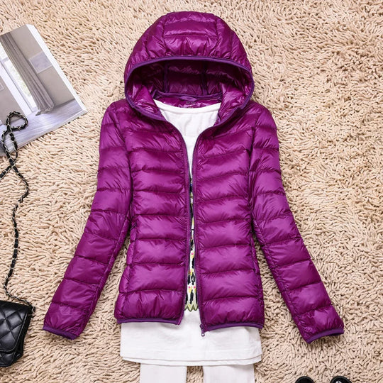 EB | Ultraleichte Damen Daunenjacke mit Kapuze