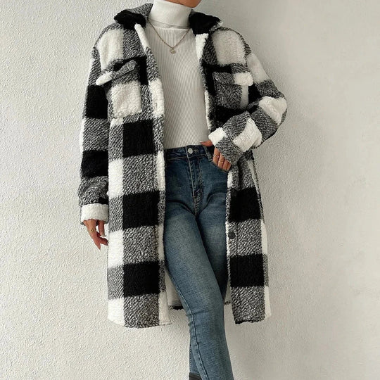 EB | Karierte Jacke