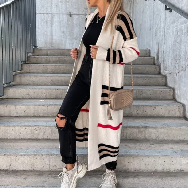 EB | Weste Ein langes Vest mit einzigartigem Design