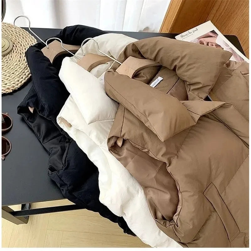 EB | Kurze Pufferweste mit Hohem Kragen Polyester Minimalistisch, Komfortabel