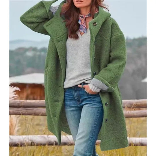 EB | Übergrobe Bouclé-Jacke mit Knopfverschluss