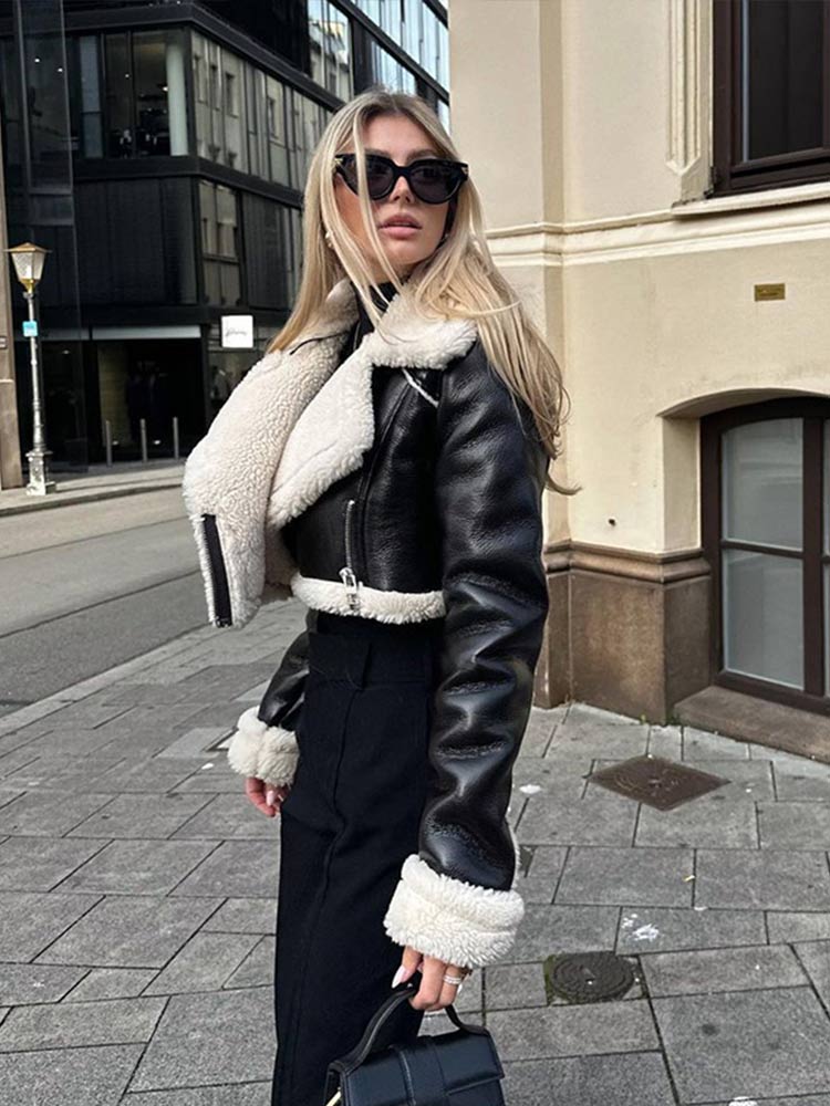 EB | Warme Kunstlederjacke