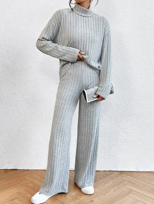 EB | Strickhose und Rollkragenpullover für Frauen