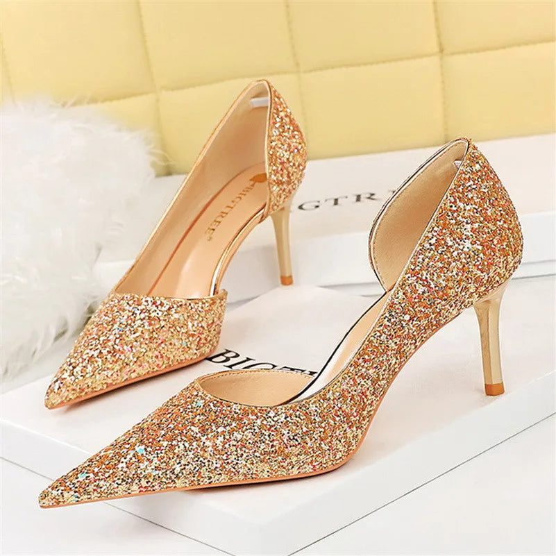 EB | Glitzernder, Spitzer Stiletto Absatz