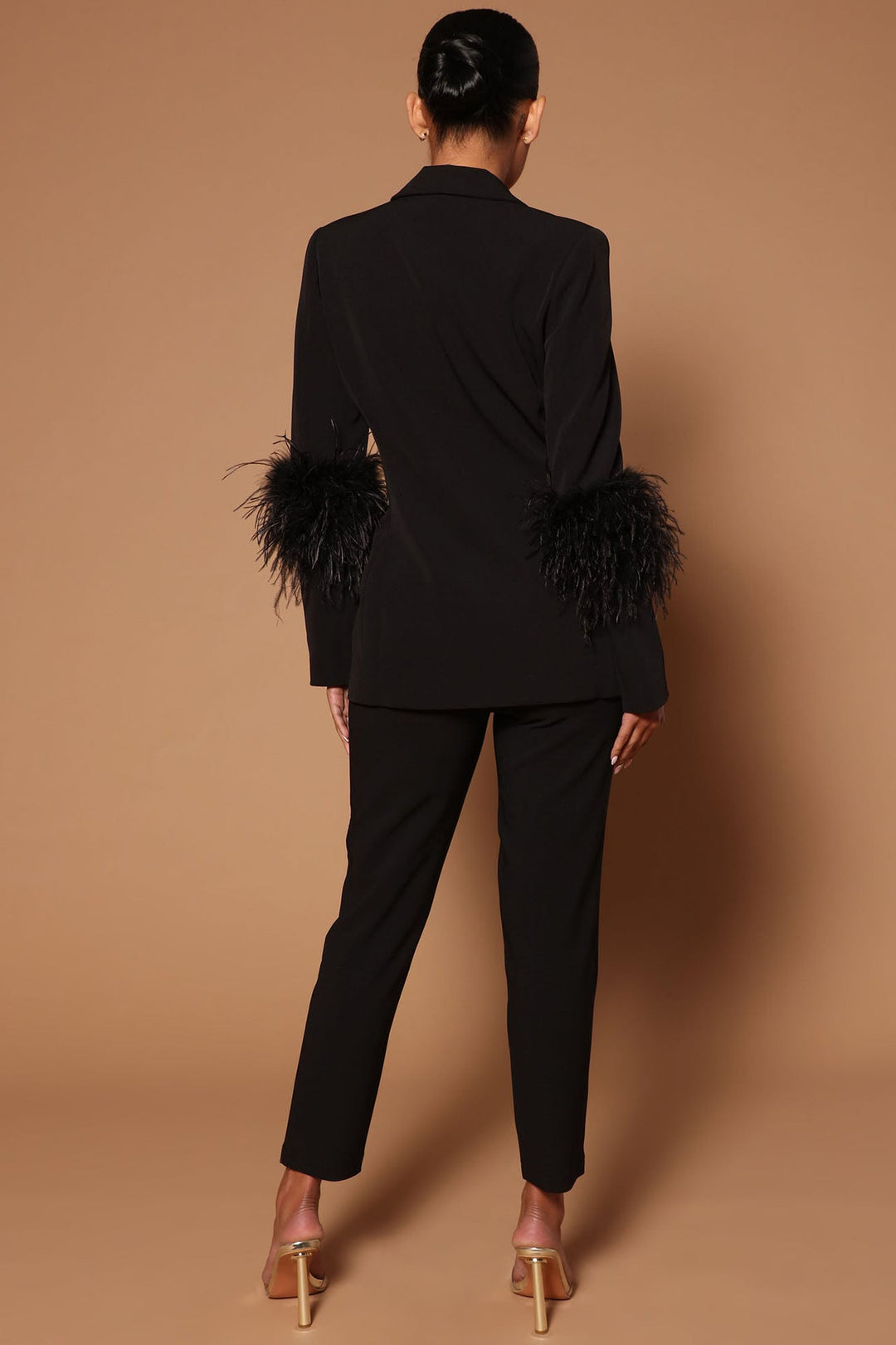EB | Blazer mit Federn und Hose Set für Frauen